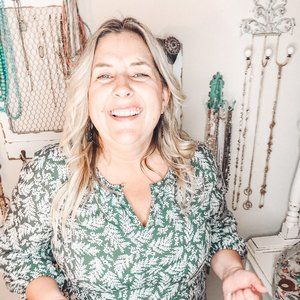 Meet your Posher, Stacy